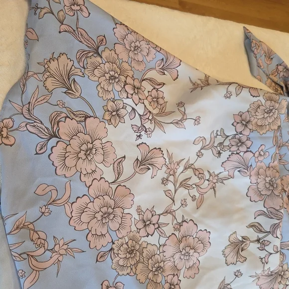 Vince Camuto Blue Floral Dress Sz 2 Lined Back Zip & Tie Sleeveless NWT  Pockets